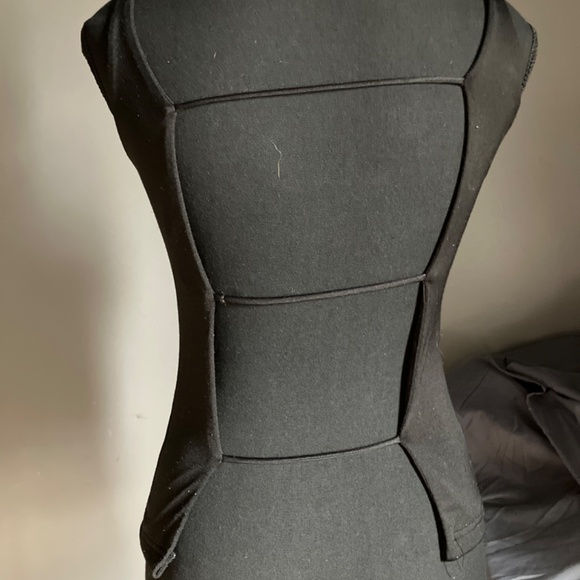 ACCOMPLICE:  black top - Picture 2 of 2